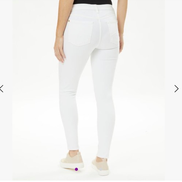 7 For All Mankind Clean White Mid-Rise Gwenevere Skinny Ankle Jeans Size 29 - Picture 2 of 9